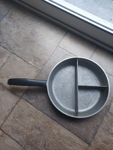 Vintage Hammered Club Aluminum 3 Section Divided 8 Inch Pan Hammercraft Cookware - Picture 1 of 6