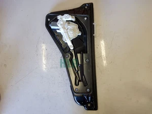 Regolatore lunotto posteriore laterale Range Rover Sport & Discovery 3 CVH500032 - Foto 1 di 9