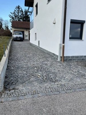 100m2 Pflastersteine / Granitsteine Grau Ca. 80x80 100x100 - Bild 1 von 2