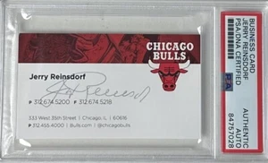 TARJETA DE VISITA FIRMADA JERRY REINSDORF AUTO CERTIFICADO PSA DUEÑO DE CHICAGO BULLS - Imagen 1 de 2