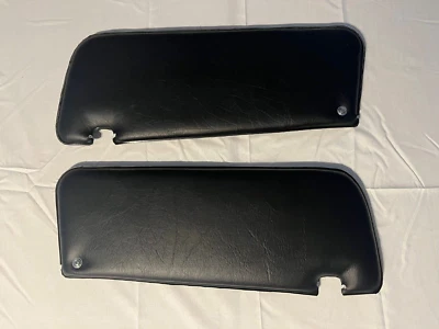 黑色光滑遮阳板适用于梅赛德斯 R107 / W107 (350SL,380SL,450SL,560SL) — 第 1/3 张图片