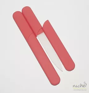 BRAND NEW! HIGH QUALITY GLASS NAIL FILE in a SOFT-TOUCH RED PROTECTIVE CASE - Foto 1 di 4