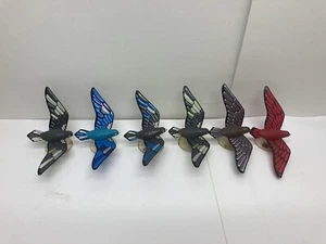 6 Vintage Grey, Blue Jay & Red Bird Suction Cup Window Clings 1970s 80's - Imagen 1 de 4