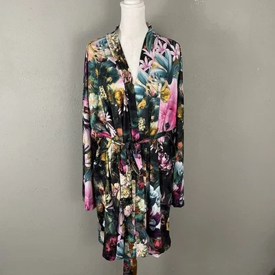 Lane Bryant Cacique Black Tropical Floral Robe Size 22/27 Tie Waist Stretchy - Image 1 of 4