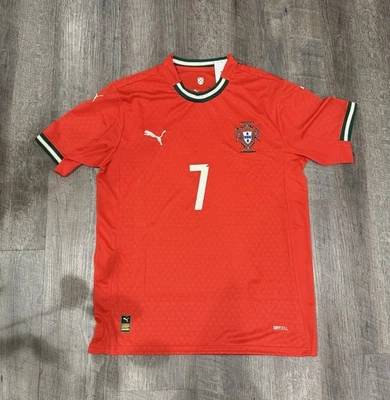 Camiseta local Cristiano Ronaldo Portugal Mundial 2025/2026 Foto 1 de 2