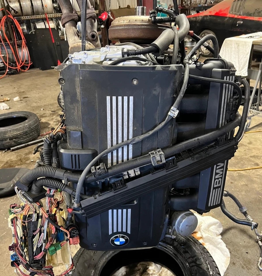 BMW 3.0L N52 Engine – RWD – 85K Miles – Fits 2007–2013 BMW 328i – Genuine OEM - Image 1 of 4