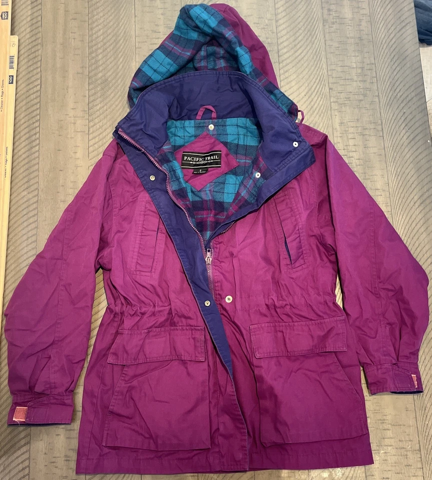 Abrigo vintage Pacific Trail talla pequeña púrpura chaqueta con capucha abrigo forrado ropa exterior Foto 1 de 4
