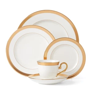 896133 Lowell White 5-Piece Place Setting - Picture 1 of 7