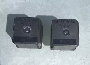 DODGE JEEP CHRYSLER MULTIPURPOSE 5 PIN RELAY 04727370AA (50732)OEM tested 2pcs - Foto 1 di 4