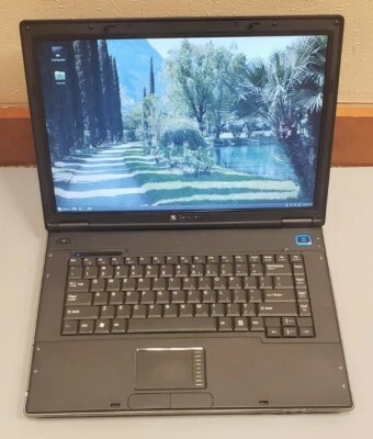 GATEWAY E-475M 15.6" Intel Core 2 Duo T5470 2GB RAM 120GB HDD WIFI  LINUX  - Image 1 of 4