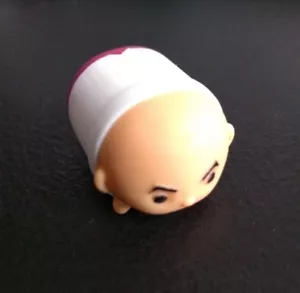 ¡Figura de vinilo Marvel Tsum Tsum Kingpin serie MEDIA 5 defensores! - Imagen 1 de 2