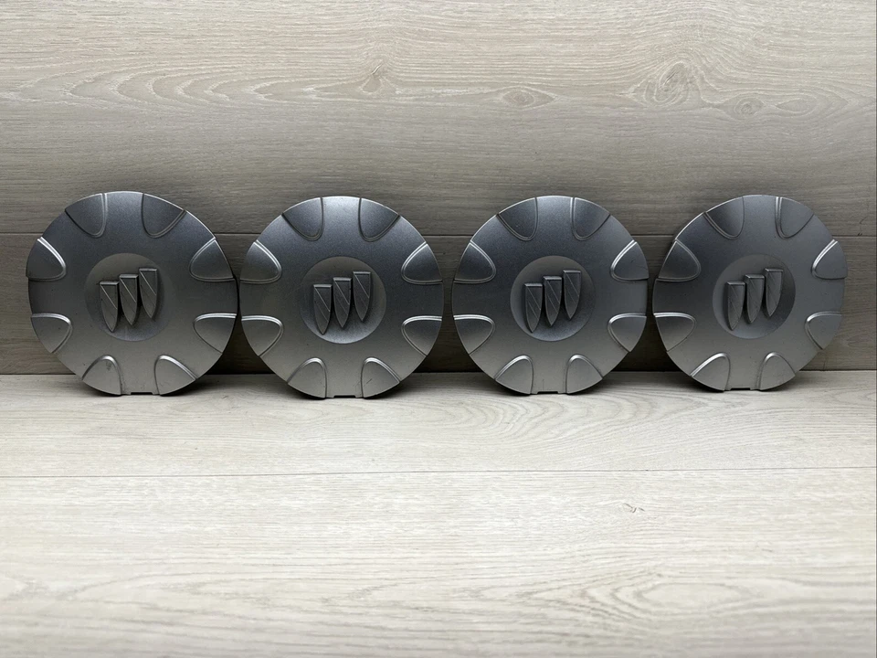 Buick LeSabre center cap set of 4, 2002-2005 part number 9594060 - Image 1 of 4