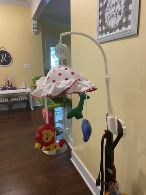 Móvil musical NOJO Red Dot Animals Foto 1 de 4