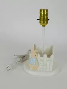 Vintage Nursery/Child's White Faux Wood Table Lamp Peter Rabbit M & M Design USA - Picture 1 of 6