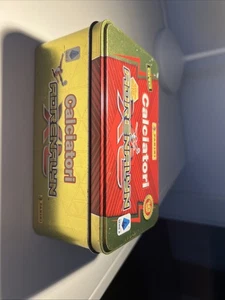 Figurine Calciatori Panini 2018/19 Con Box - Carte Normali E Speciali - Foto 1 di 3