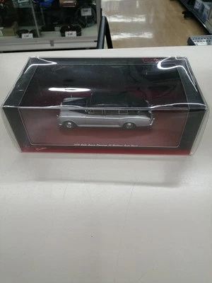 TRUE SCALE 1970 Rolls Royce Phantom VI Mulliner Park Word - Image 1 of 4