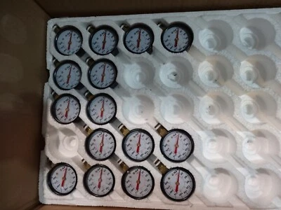 Lote de 2 NUEVOS COMPRESORES DE AIRE Campbell Hausfeld 2" cara 1/4" NPT 0-300 PSI Foto 1 de 4