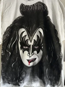 Vintage Gene Simmons KISS Air Brushed T-Shirt Adult XL On Hanes Tag Made In USA - Picture 1 of 13