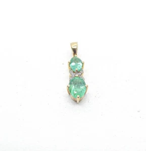 9ct Gold Emerald & Topaz Pendant Yellow Gold Hallmarked with gift box - Picture 1 of 6
