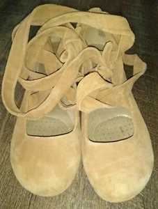 Kenneth Cole Reaction Pro-Pose-Flats zum Binden hellbraun hautfarben Wildleder Schnürschuhe Damen 8,5 M - Bild 1 von 7