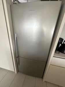 Fisher & Paykel Fridge/freezer - Picture 1 of 1