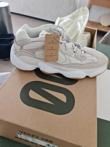 Size 11.5 - adidas Yeezy 500 Stone Taupe - Picture 1 of 5