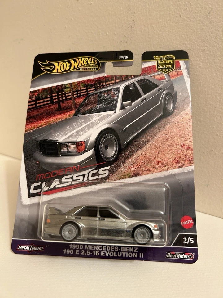 Mercedes-Benz 190 E 2.5-16 Evolution II Hot Wheels 2024 "Modern Classics" 1990 Foto 1 de 1