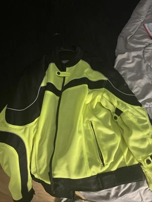 Chaqueta de moto Bilt. XL verde lima y negro, con placas protectoras Foto 1 de 4