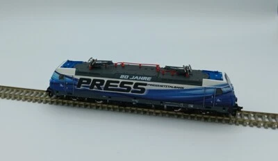 TILLIG Elektrolokomotive 145 030 PRESS 20 Jahre PRESS EpVI 05033 Spur TT NEU OVP - Bild 1 von 4