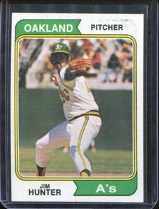 1974 Topps Baseball # 7 Jim "Catfish" Hunter (NM) Near Mint - Picture 1 of 2