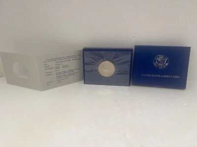 1986 US Mint Liberty Coin Half Dollar UNC in OGP and COA Box is NM-M - Image 1 of 4