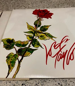 ‘Lord & Taylor’ gift Box. 1990’s. Square. 25 x 25 x 12.5 cm. New & Unused. - Picture 1 of 4