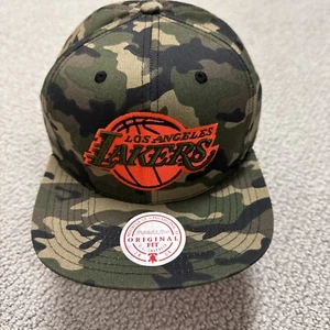 Mitchell & Ness NBA Los Angeles Lakers Camo Pop Snapback Hat Green - Picture 1 of 5