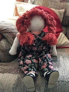 "Hecho a mano Muñeca Trapo Vintage Peluche Peluche Ropa de peluche Conjunto Floral y Zapatos 17" - Imagen 1 de 12