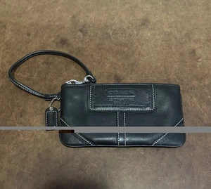 Coach Black Leatherware Wristlet Zip Pouch EUC 7 1/4" X 4" - Picture 1 of 5
