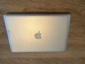 MacBook Pro 13" mid 2009 A1278 Spares or repair. No HDD - Afbeelding 1 van 6