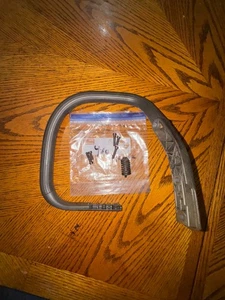 MANILLAR SUPERIOR HUSQVARNA 445 450 CON PERNOS Y MONTAJE DE CILINDRO FABRICANTE ORIGINAL ENVÍO GRATUITO - Imagen 1 de 1