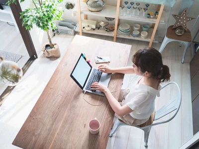 JVC HA-FR9UC auricolari USB-C con microfono bianco - Immagine 1 di 4