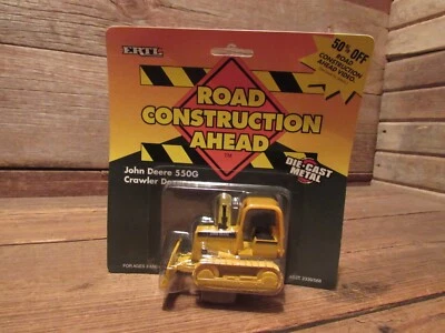 Topadora sobre orugas John Deere 550G construcción de carreteras fundidas a presión Ertl 568 de colección de los años 90 Foto 1 de 4