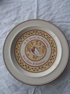 ANCHOR HOCKING TWELVE DAYS OF CHRISTMAS DINNER PLATE SEVEN SWANS A SWIMMING - Picture 1 of 2