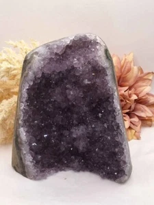 1.363kg Natural Amethyst Geode Cluster Quartz Crystal Cave Mineral Specimen - Picture 1 of 3