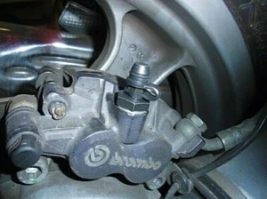 Entlüfterschraube Bremssattel hinten BMW R850 R1100 R1150 Rep. Satz - Bild 1 von 1