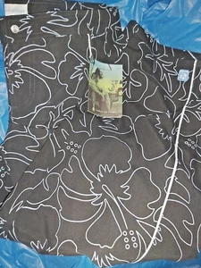 NWT CARVE DESIGNS Beachcomber Capri Pants Black Hibiscus Size 4 - Picture 1 of 6