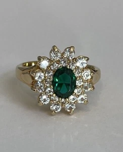 Simulated Emerald & Simulated Diamonds Halo Ring Gold Plated Sz 9.75 Vintage - Picture 1 of 17