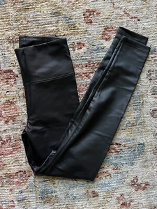 American Eagle Faux Leather Leggings Size XS Black NWOT - Picture 1 of 10