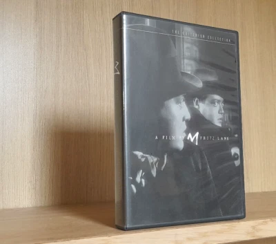 Fritz Lang _ M (1931) The Criterion Collection _ 2 DVD + BOOKLET _ IMPORT USA - Immagine 1 di 2