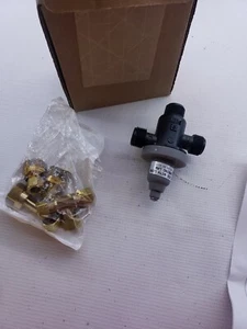 Bradley 3/8 Compression Thermostatic Mixing Valve S59-4000BY - Picture 1 of 7
