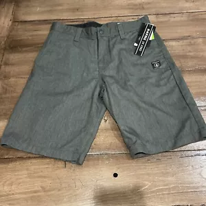 Pantaloncini chino uomo Volcom nuovi con etichetta taglia 29 neri nuovi vestibilità moderna - Foto 1 di 9