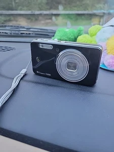 GE E1030 Digital Camera - Black - Picture 1 of 2