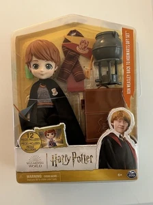 Wizarding World of Harry Potter Ron Weasley Puppe mit 12 Zubehörteilen Neu - Bild 1 von 2